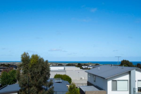 Ocean View Rooftop Terrace and Horizon Views